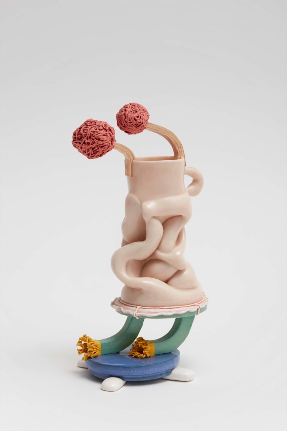 Image of a Kathy Butterly ceramic piece.