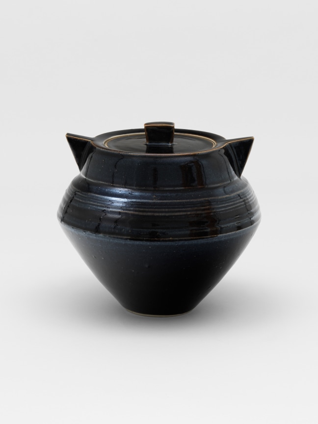 WAYNE NGAN, Yukon Black Jar with Geometric Lugs, c. 2000s