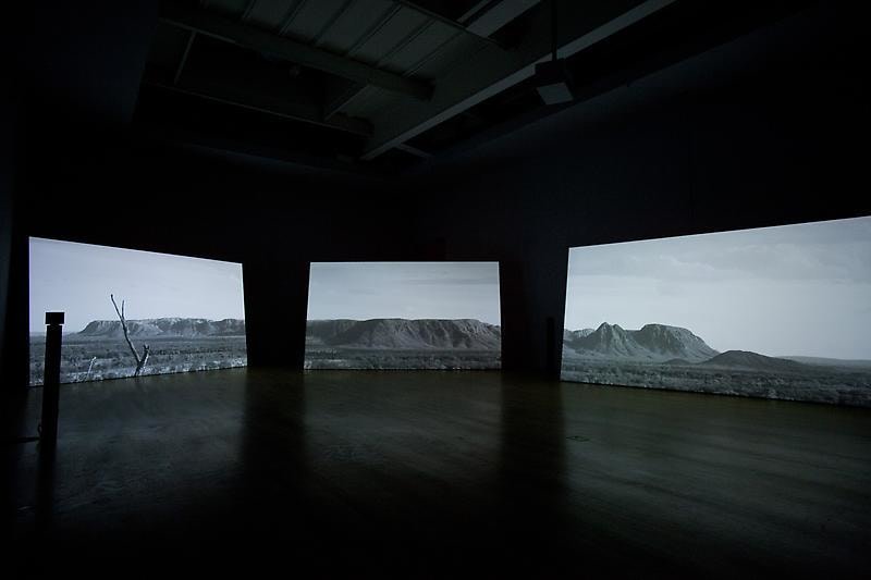 installation view of hiraki sawa's O, 2011