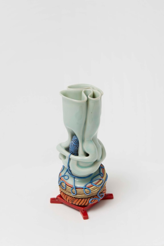 Image of a Kathy Butterly ceramic piece.