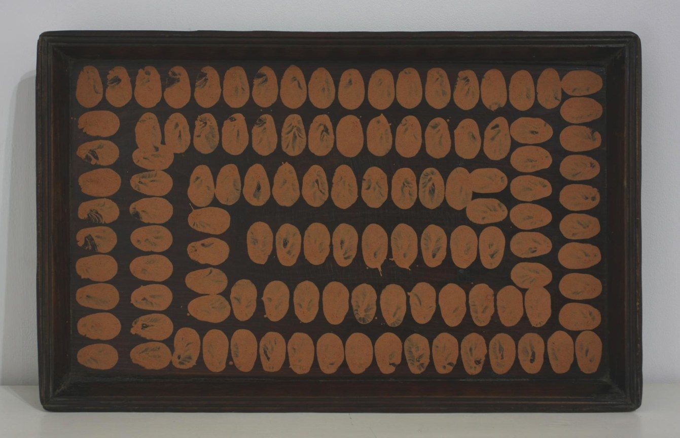 Yangtze River mud on wood