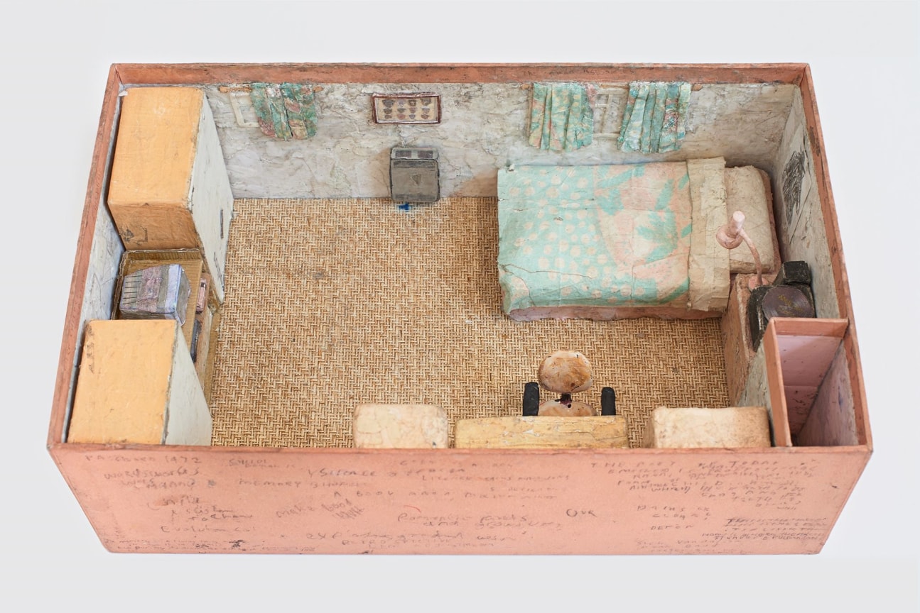 Image of SIMON EVANS's a tomb, 2017