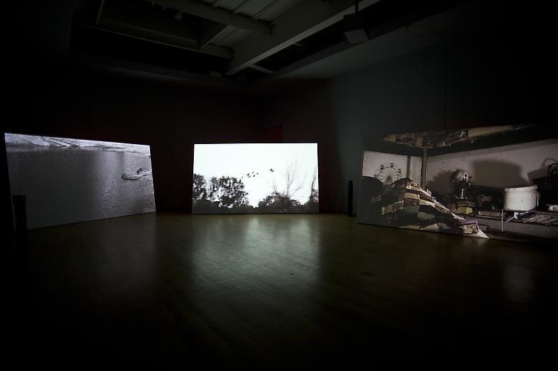 installation view of hiraki sawa's O, 2011