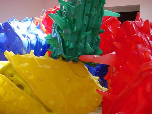 spikey sculptures colliding