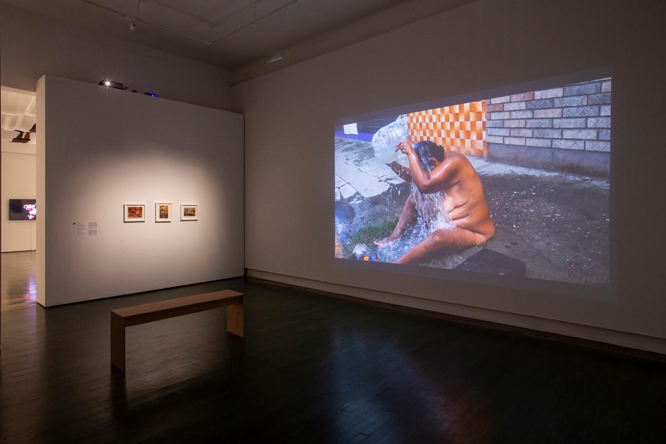 TERESA MARGOLLES El agua de la ciudad, 2017