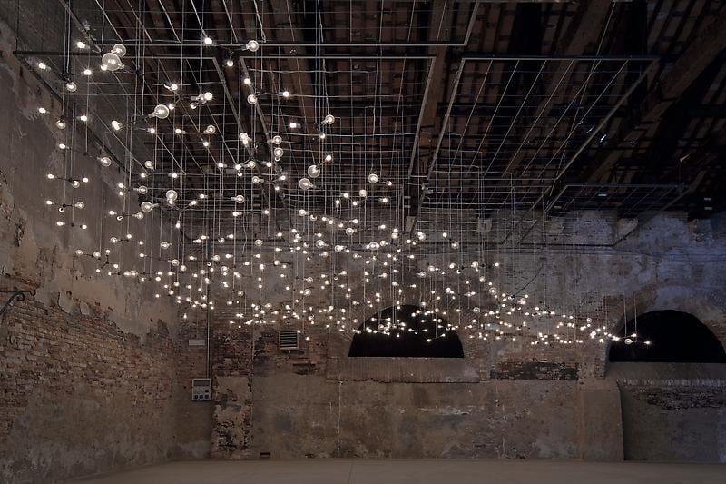 150 light fixtures and 417 incandescent bulbs