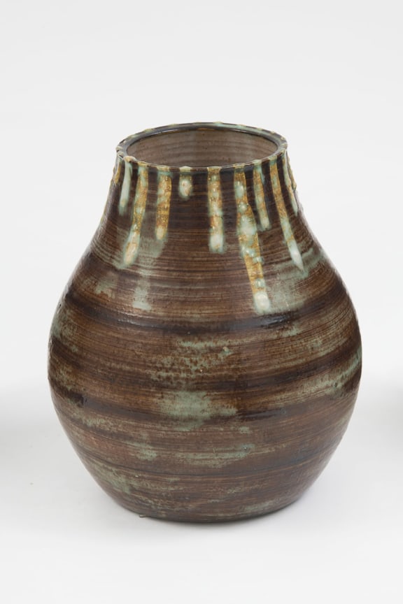 Image of TECLA TOFANO Sin T&iacute;tulo (Untitled), Vase with drippage, 1964