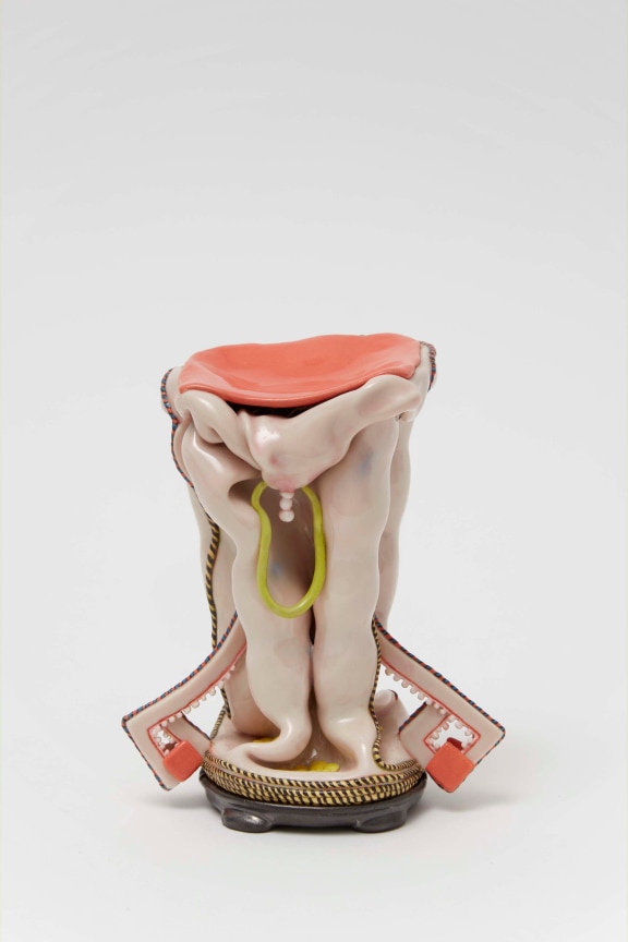 Image of a Kathy Butterly ceramic piece.