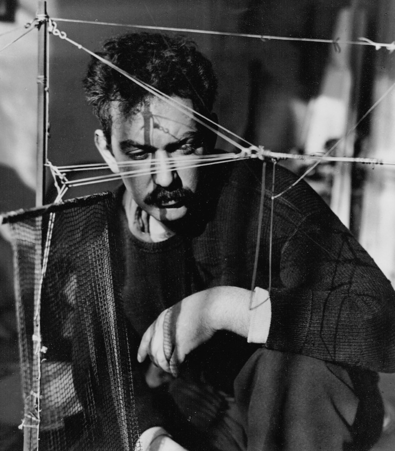 Andre Kertesz , Alexander Calder, Paris, 1929