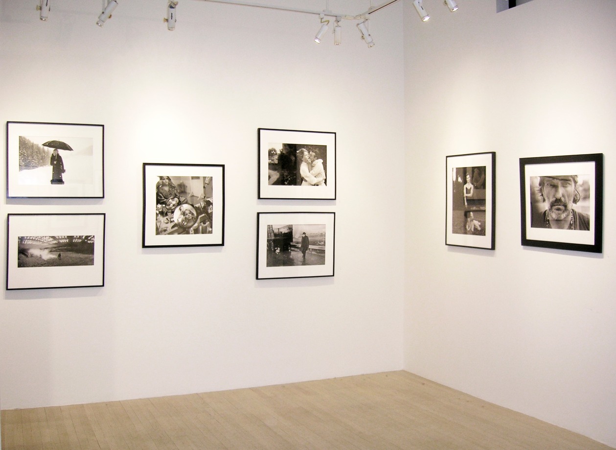 Mary Ellen Mark - Seen Behind the Scene - Exhibitions - Staley-Wise Gallery