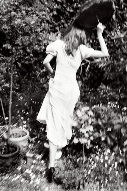 Ellen von Unwerth, Seek, 2011