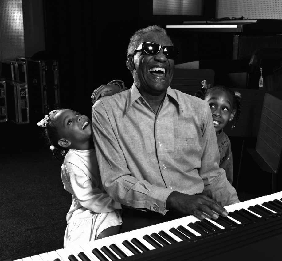 Harry Benson, Ray Charles and Granddaughters, Los Angles, California, 1991