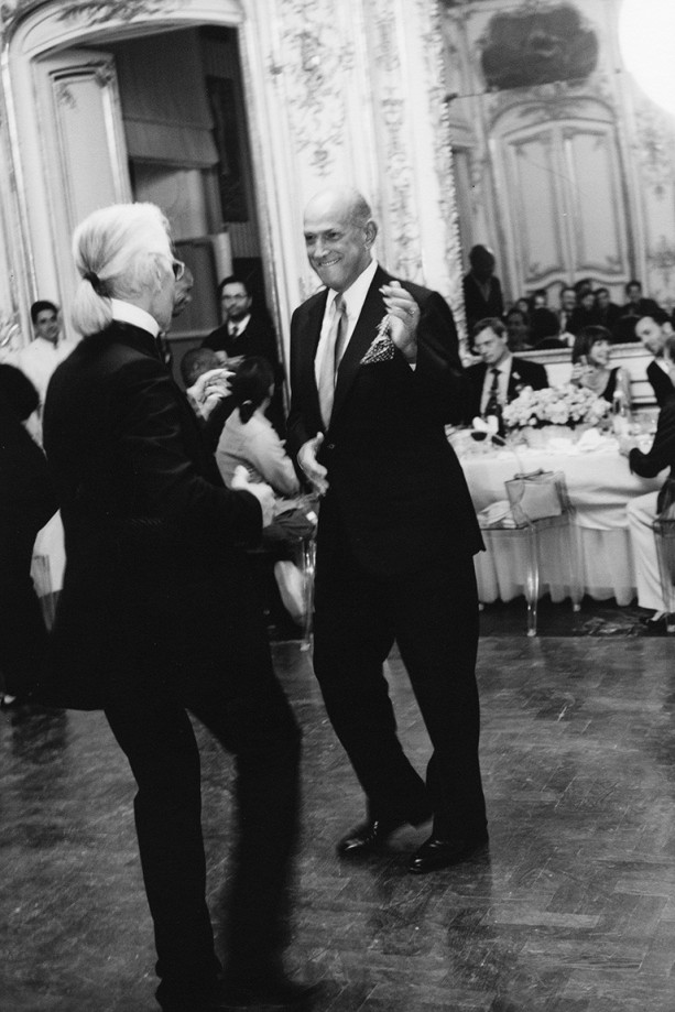 Arthur Elgort, Karl Lagerfeld & Oscar De La Renta, Paris, 2002