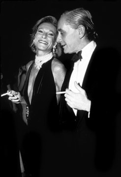 Rose Hartman, Nan Kempner and Kenneth Jay Lane at Christie’s, New York, 1986