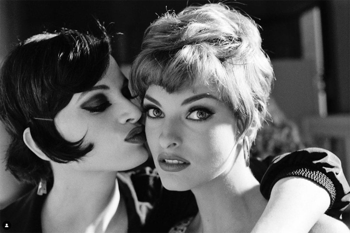 Arthur Elgort, Kristen McMenamy & Linda Evangelista, Paris, 1991