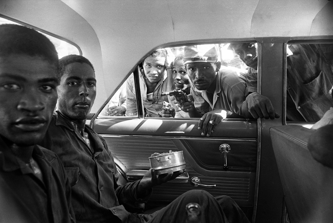 Harry Benson, Dominican Republic, 1965