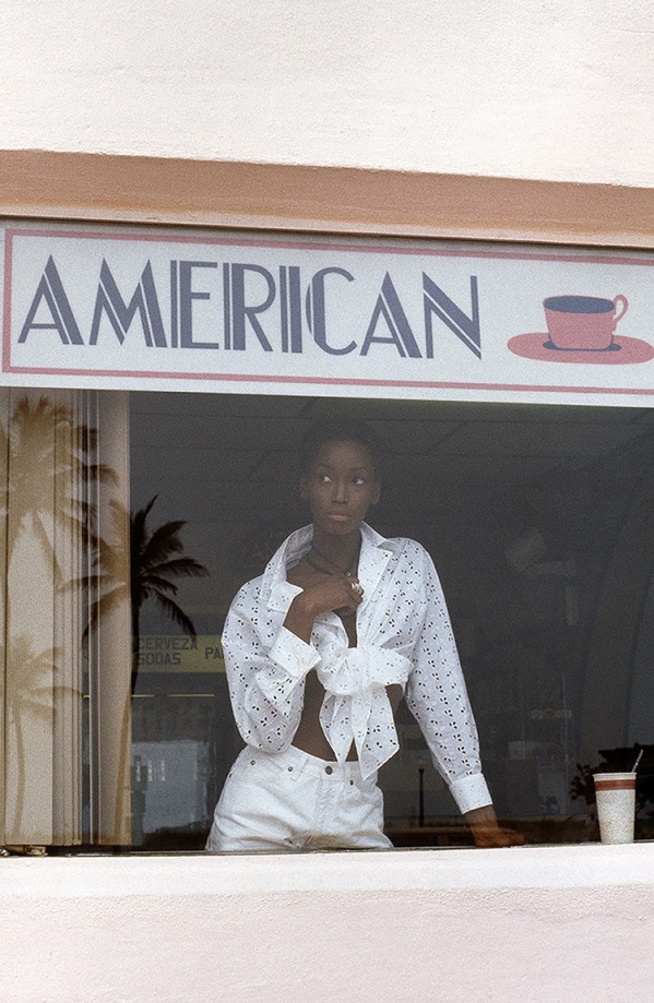 Pamela Hanson, Beverly Peele, American VOGUE, Miami, 1993