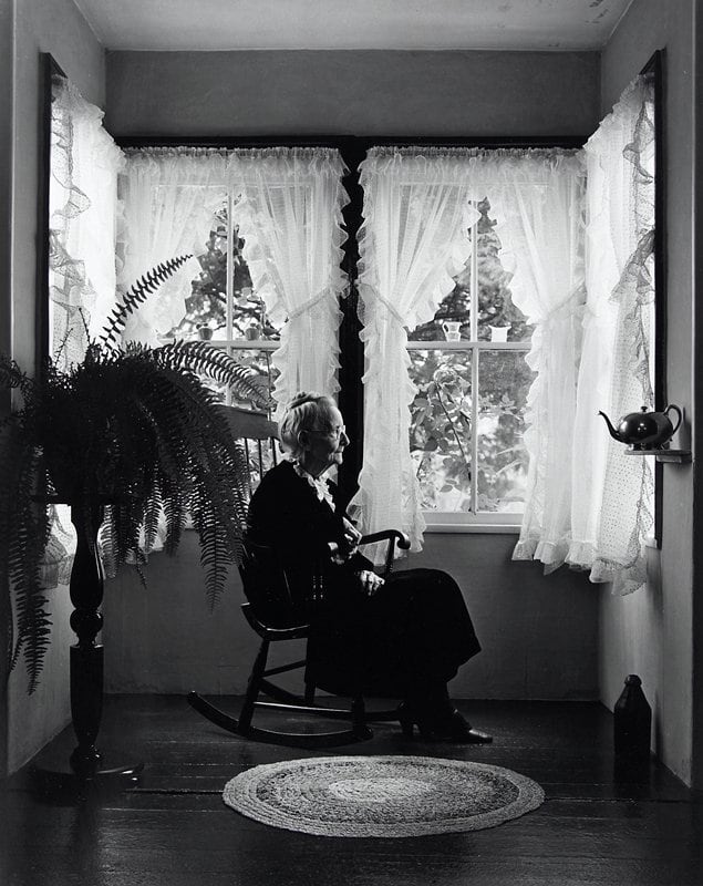 Arnold Newman, Grandma Moses, Eaglebridge, New York, 1949