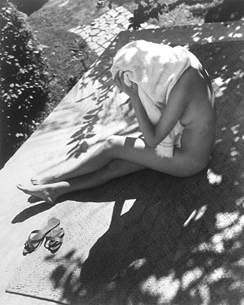Louise Dahl-Wolfe, Nude on Terrace, 1938
