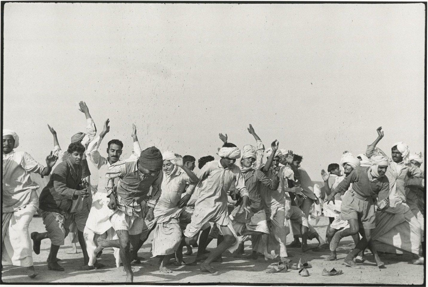 Games in a Refugee Camp, Kurukshetra, Punjab, 1948, gelatin silver print