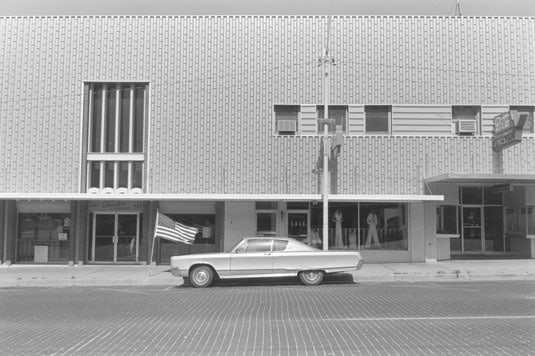 Earl Iversen Flag and Car, Kansas