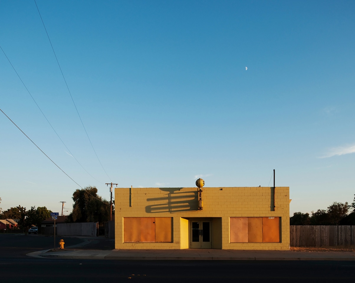 Yellow Building, Tulare, California, 2010