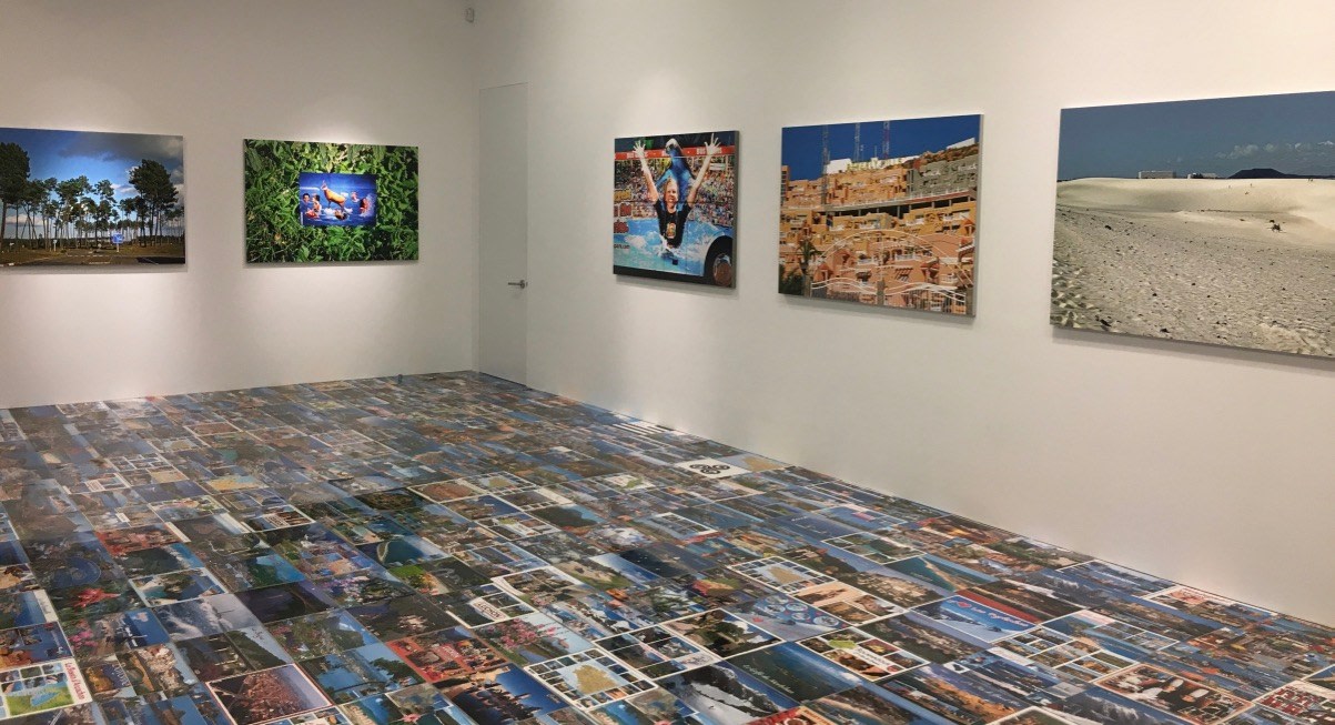 Installation image &quot;French Bashing&quot;