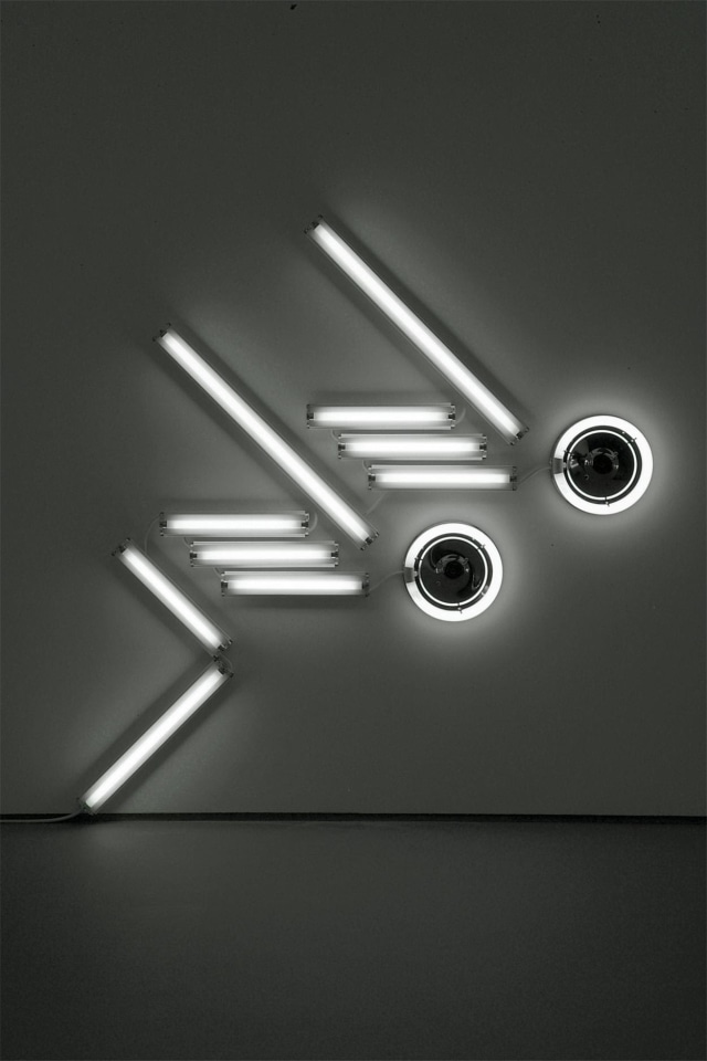 Iván Navarro, Nowhere Man III, 2009