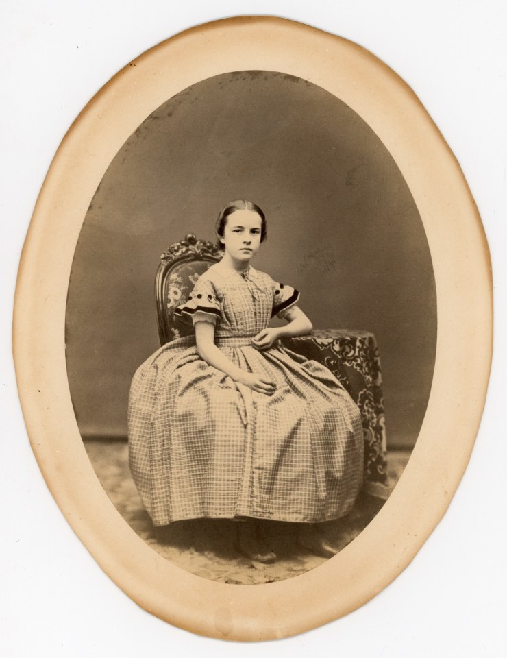 OVAL SALT PRINT PORTRAIT OF YOUNG GIRL IN ORIGINAL MOUNT AND FRAME