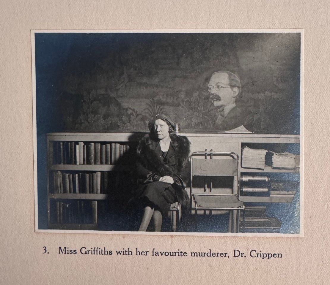 SOUVENIR FOLDER OF FAKE SEANCE BY LORD DONEGALL 1935