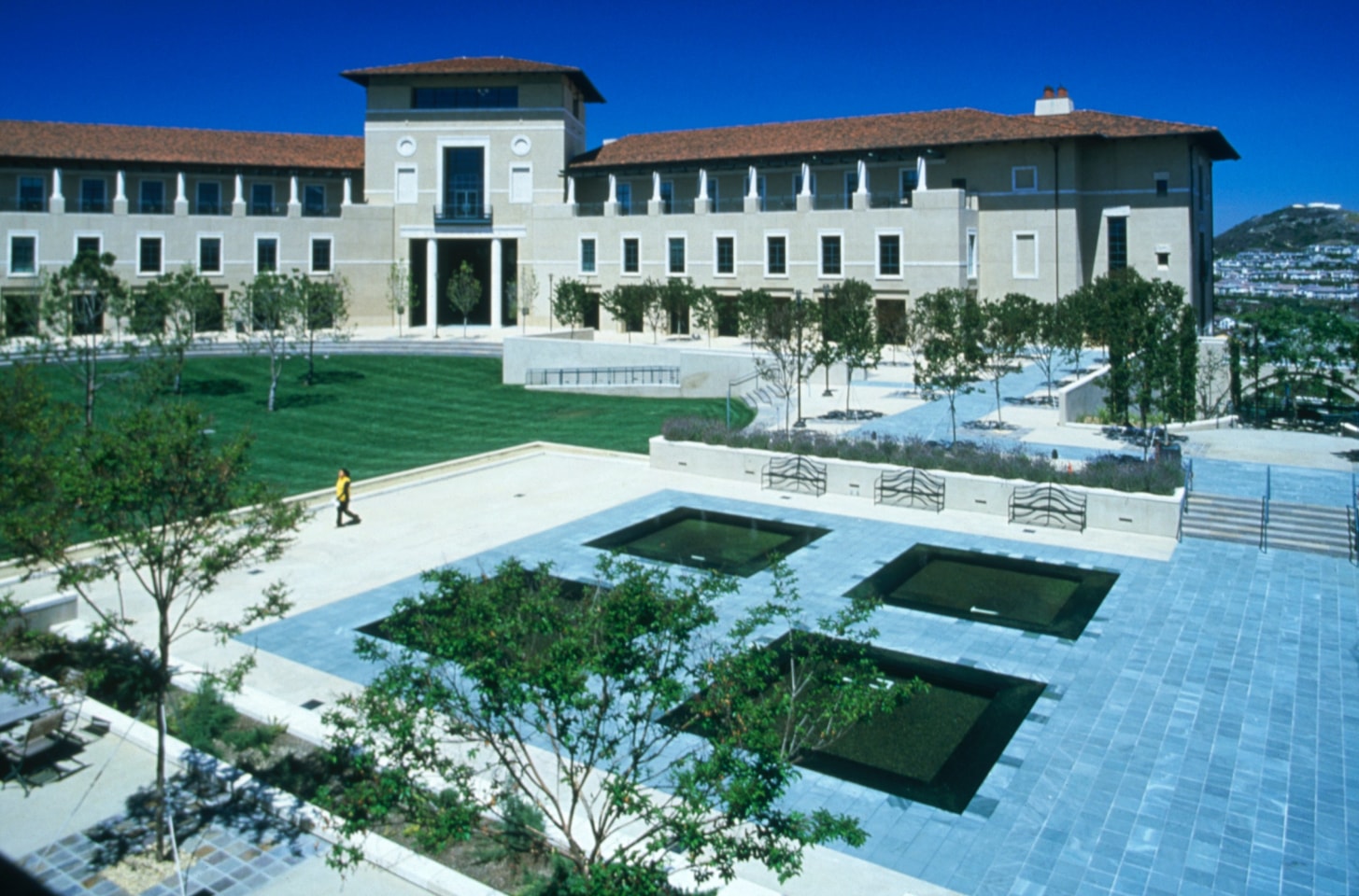 Soka University