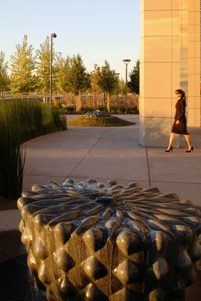 Green Fossil Fountain Plaza