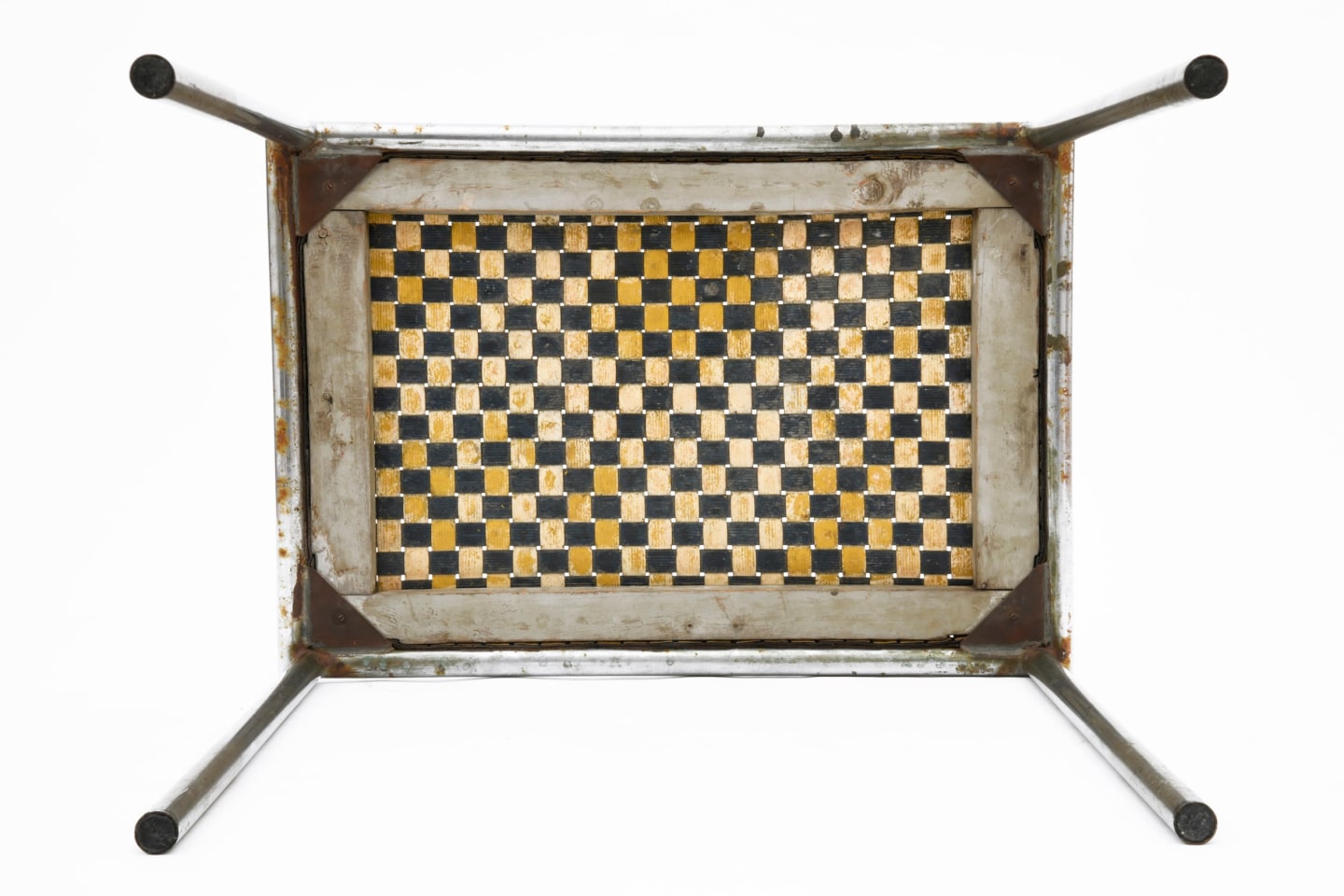 Ren&eacute; Herbst table view of underneath the table