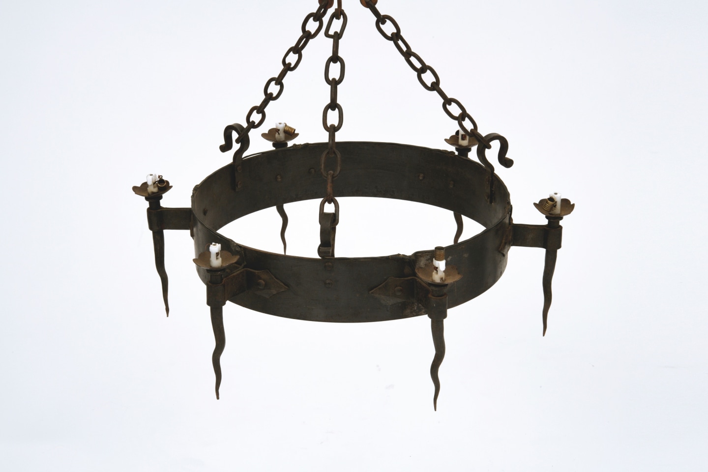 Sido and Fran&ccedil;ois Thevenin's ceiling lamp, full view from above