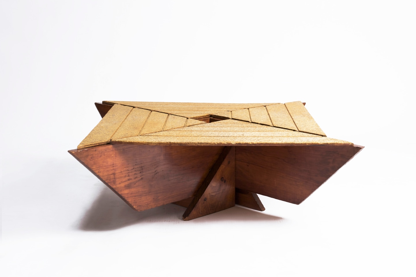 Herv&eacute; Baley's coffee table eye level view