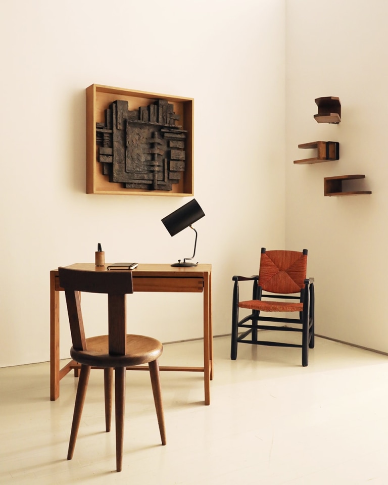 On The Floor | Summer Display