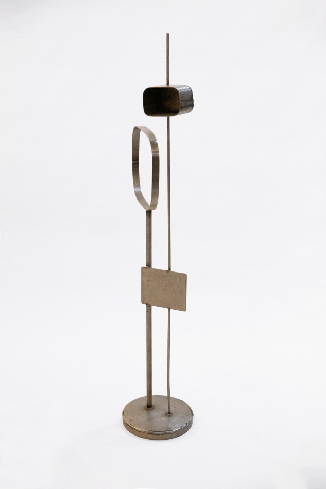 Alain Douillard's metal sculpture, full view