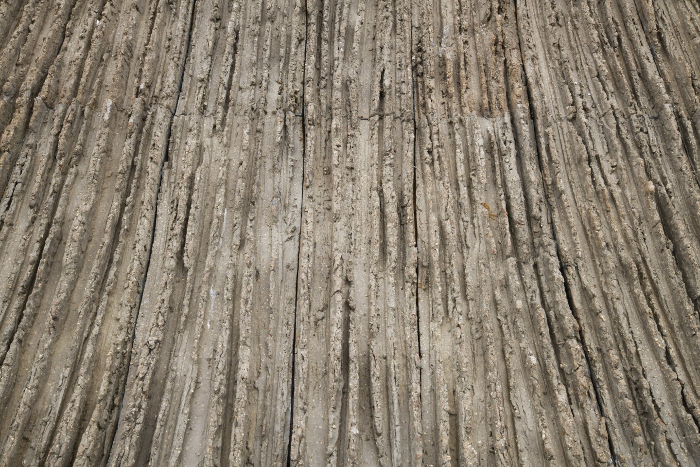 Anne Barr&egrave;s' coffee table detail of clay