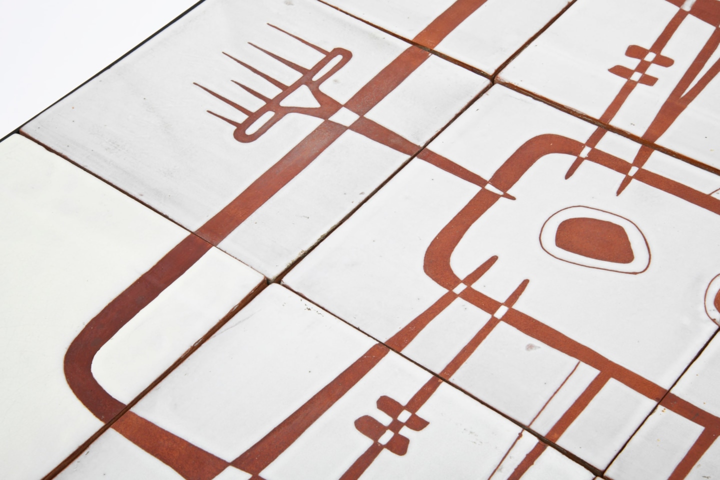 Jean Rivier's ceramic coffee table, detailed view of ceramic table top