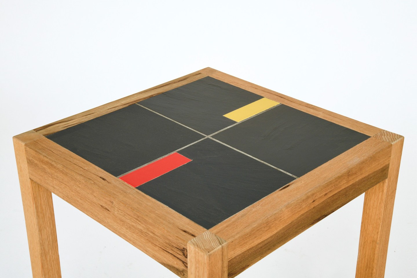 Henry Jacques Le M&ecirc;me's table, detailed view of table top