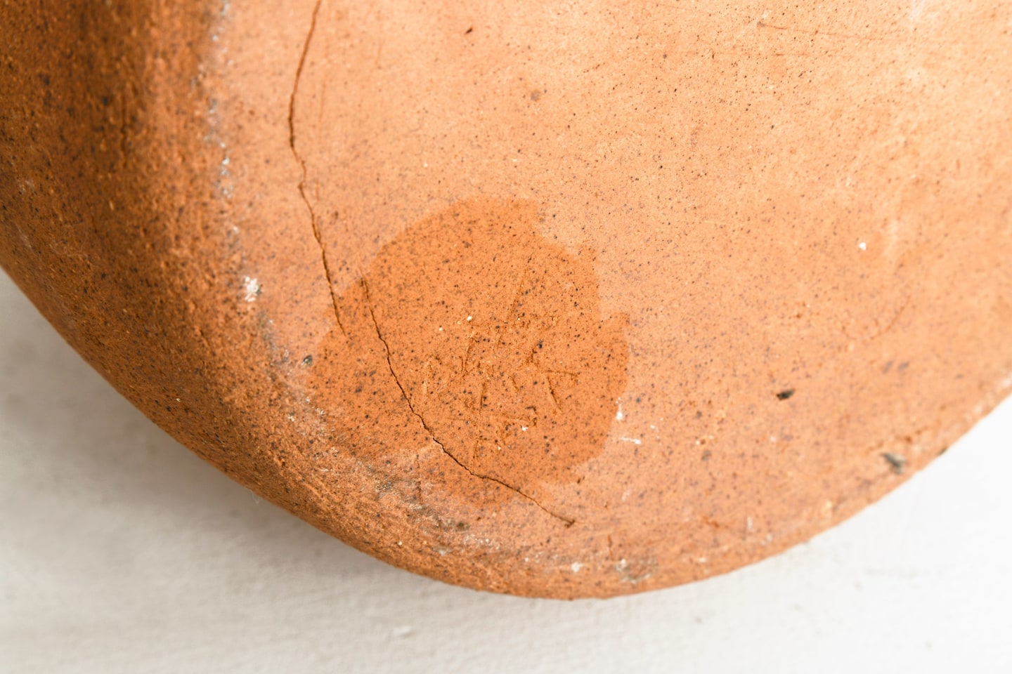 Claude &amp; Jean Bersoux's table lamp, detailed view of signature on bottom