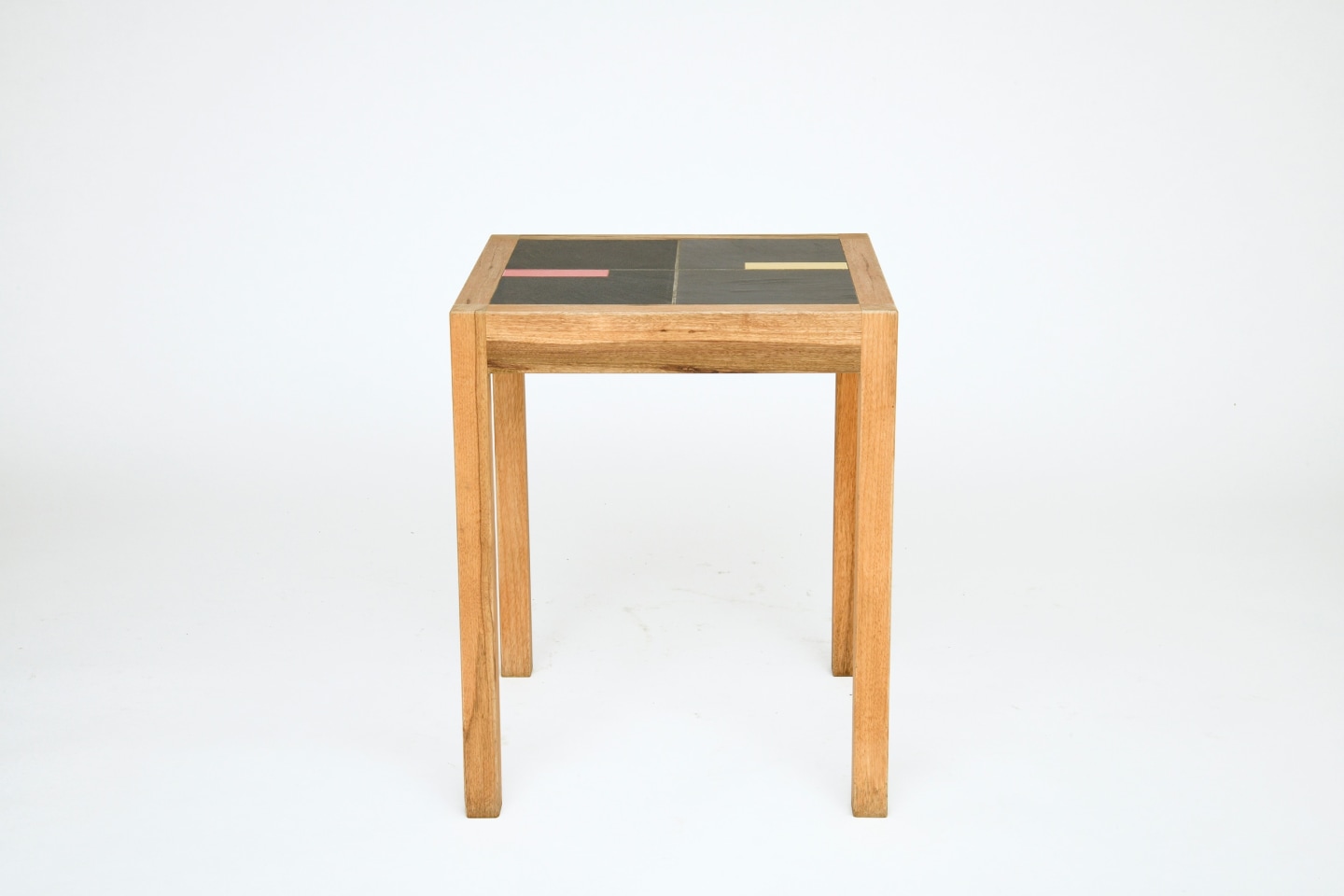 Henry Jacques Le M&ecirc;me's table, straight front view