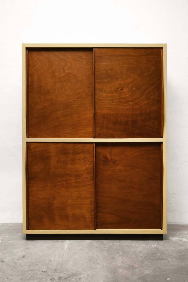Le Corbusier's 4-door built-in closet, full straight view with doors closed