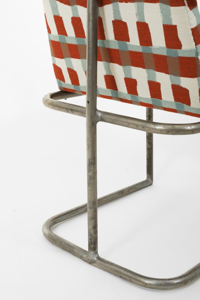 Modernist Chair, c.1930_backside bottom view of chair