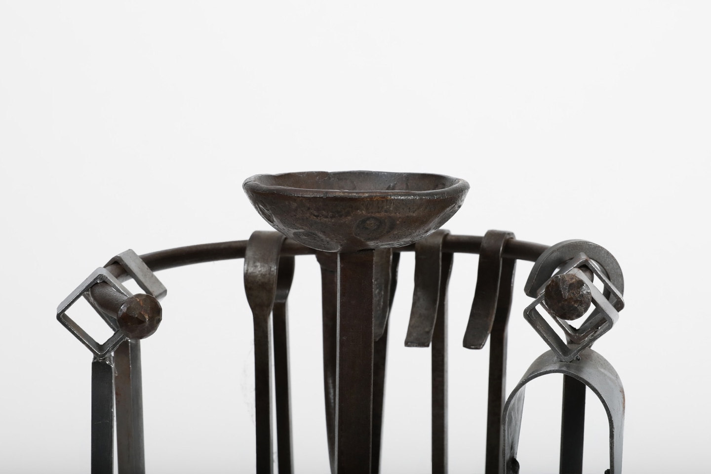 In the style of Marolles