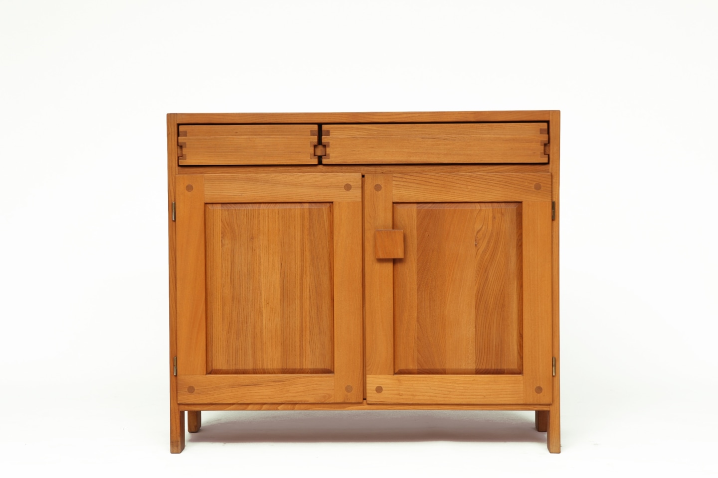 Pierre Chapo's &quot;R07&quot; sideboard, front straight view from eye-level