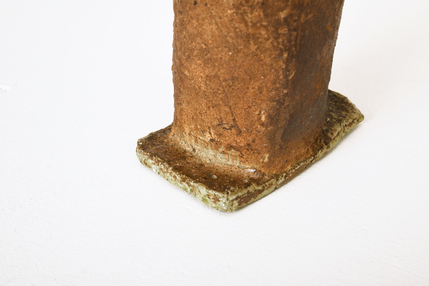 Jacqueline Lerat's Vase, detailed view of signature on base