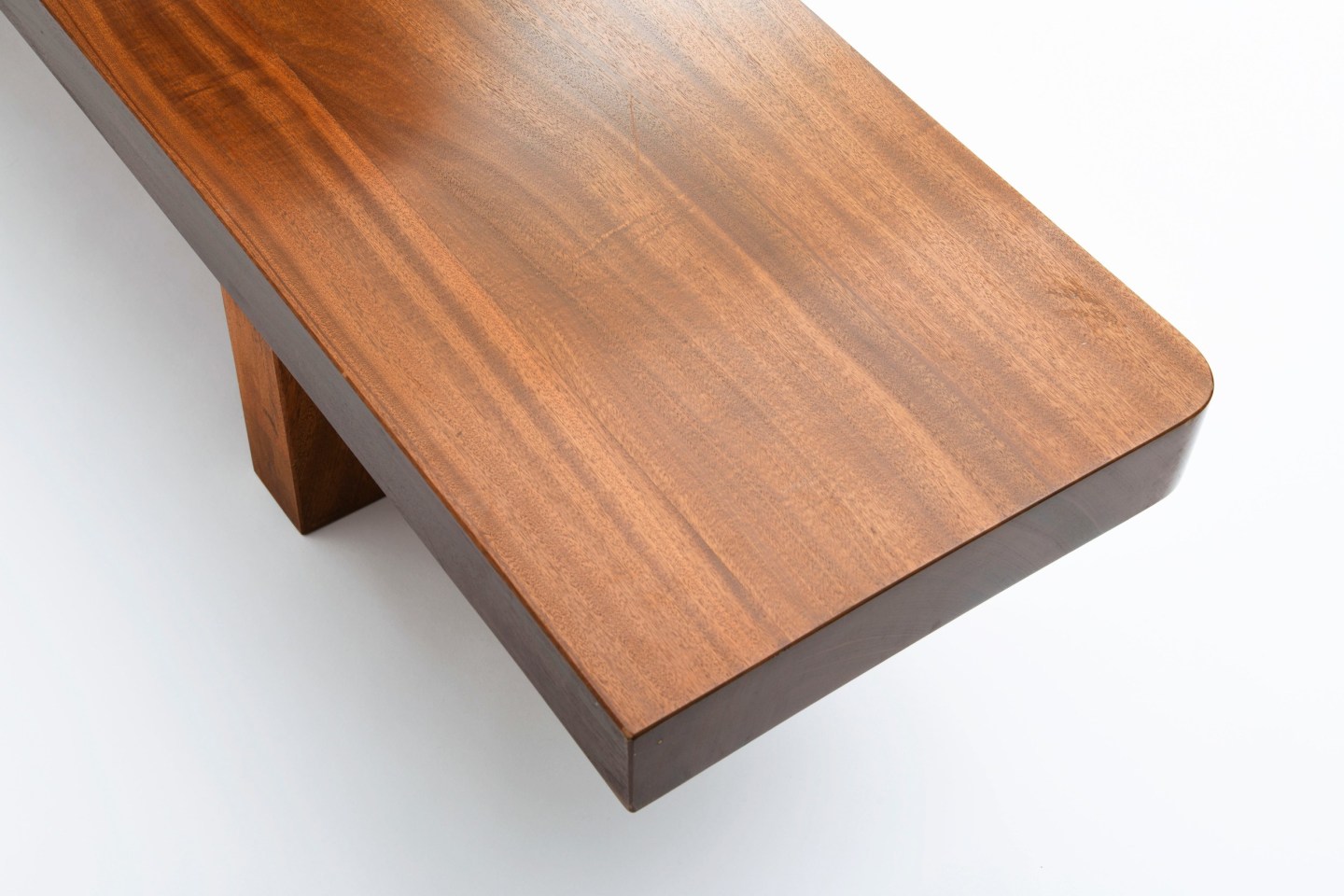 French 1950's bench clos up view of top of the bench