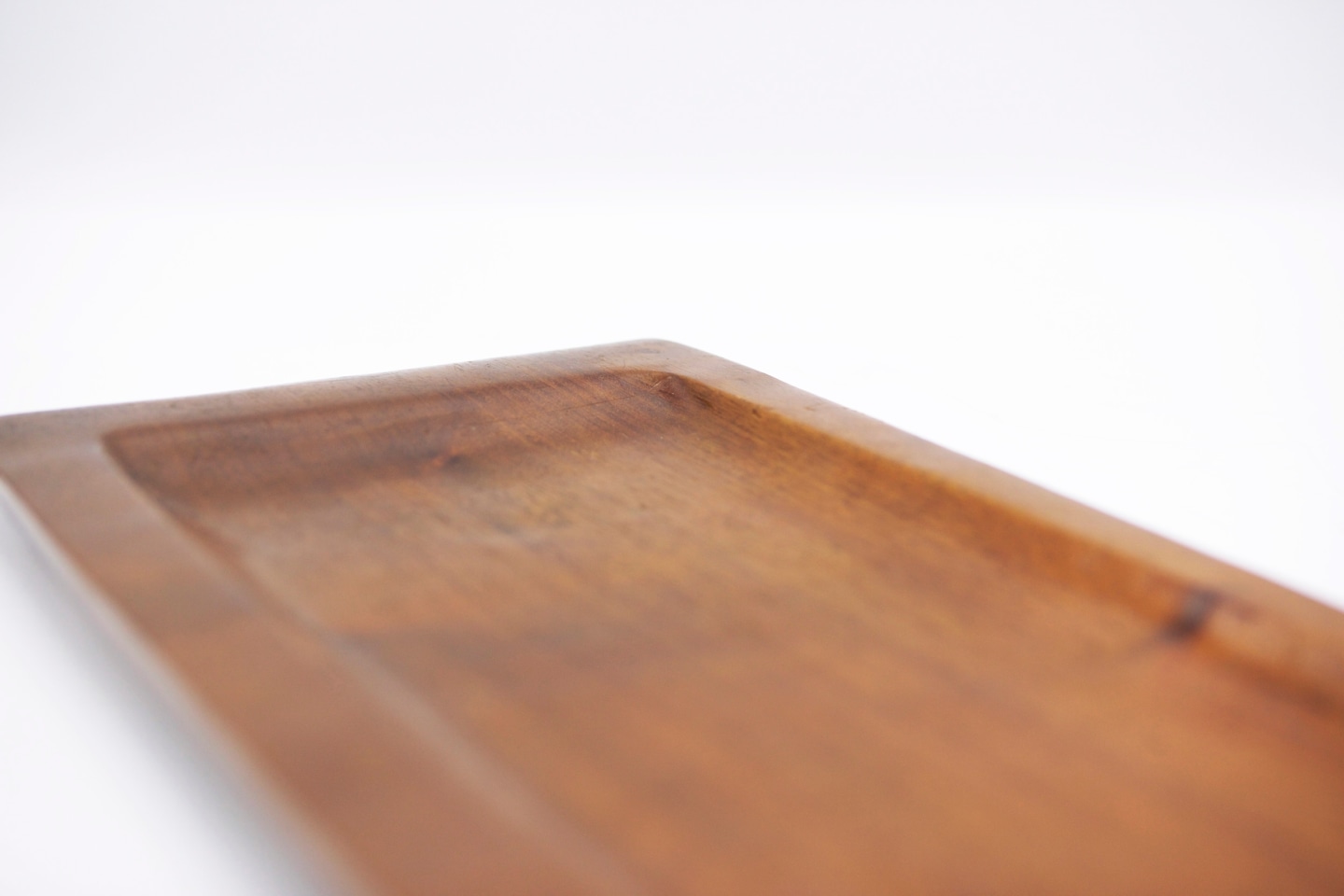 Alexandre Noll's large platter, detailed view of top