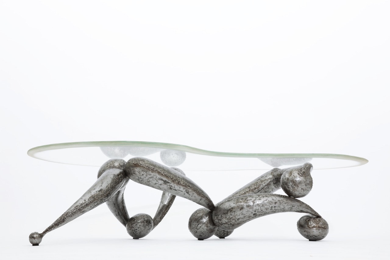 Ren&eacute; Broissand's sculptural coffee table view from below